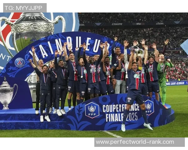 西甲激战曼城与巴黎圣日耳曼战平0比0绝杀瞬间引发全场热议