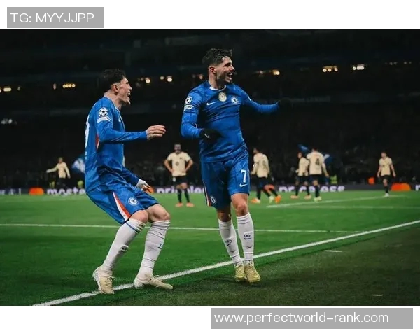 德甲精彩对决切尔西与里昂互交白卷神扑瞬间引发全场热烈反响