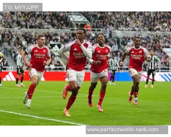 英超经典战役阿森纳逆转曼联补时绝杀引发全场狂欢