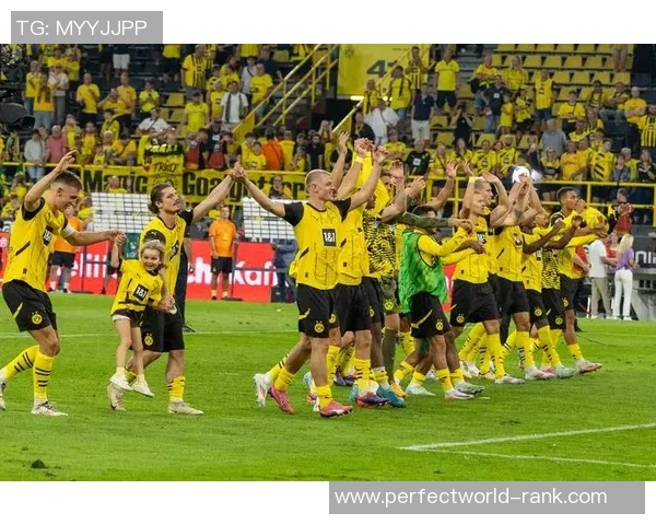 德甲热战:多特蒙德与利物浦激战成平局历史冷门引发全场狂欢